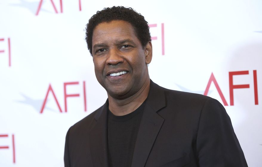 Denzel Washington arrives at the AFI Awards at the Four Seasons Hotel on Friday, Jan. 6, 2017, in Los Angeles. (Photo by Chris Pizzello/Invision/AP)