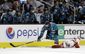 red_wings_sharks_hockey_40131.jpg