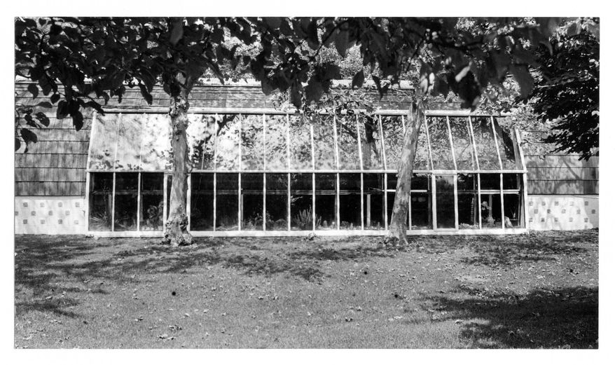 This undated photo provided by the Jewish Museum shows the Pierre Chareau designed house for Robert Motherwell in 1947.The photo is part of the exhibition "Pierre Chareau: Modern Architecture and Design," at The Jewish Museum in New York. (Barney Rosset Estate/The Jewish Museum via AP)