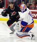 islanders_hurricanes_hockey_42975.jpg