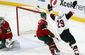 coyotes_wild_hockey_05072.jpg