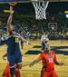 illinois_michigan_basketball_96657.jpg
