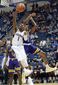 east_carolina_uconn_basketball_65703.jpg