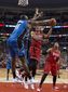 magic_raptors_basketball_01168.jpg