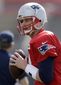 patriots_falcons_super_bowl_football_65796.jpg