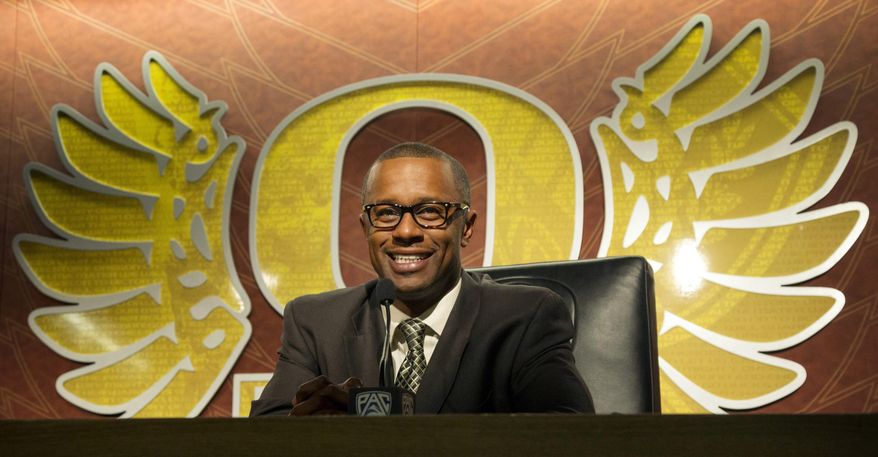 Oregon coach Willie Taggart discusses his first recruiting class for the Ducks during a an NCAA college football news conference on national signing day at the Hatfield-Dowling Complex, Wednesday, Feb. 1, 2017, in Eugene, Ore.. Taggart replaced Mark Helrich who was fired after the 2016 season. (Andy Nelson/The Register-Guard via AP)