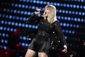 taylor_swift_performs_at_super_saturday_night_2017_74282.jpg