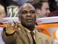 knicks_oakley_ejected_basketball_93783.jpg
