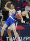smu_uconn_basketball_40763.jpg