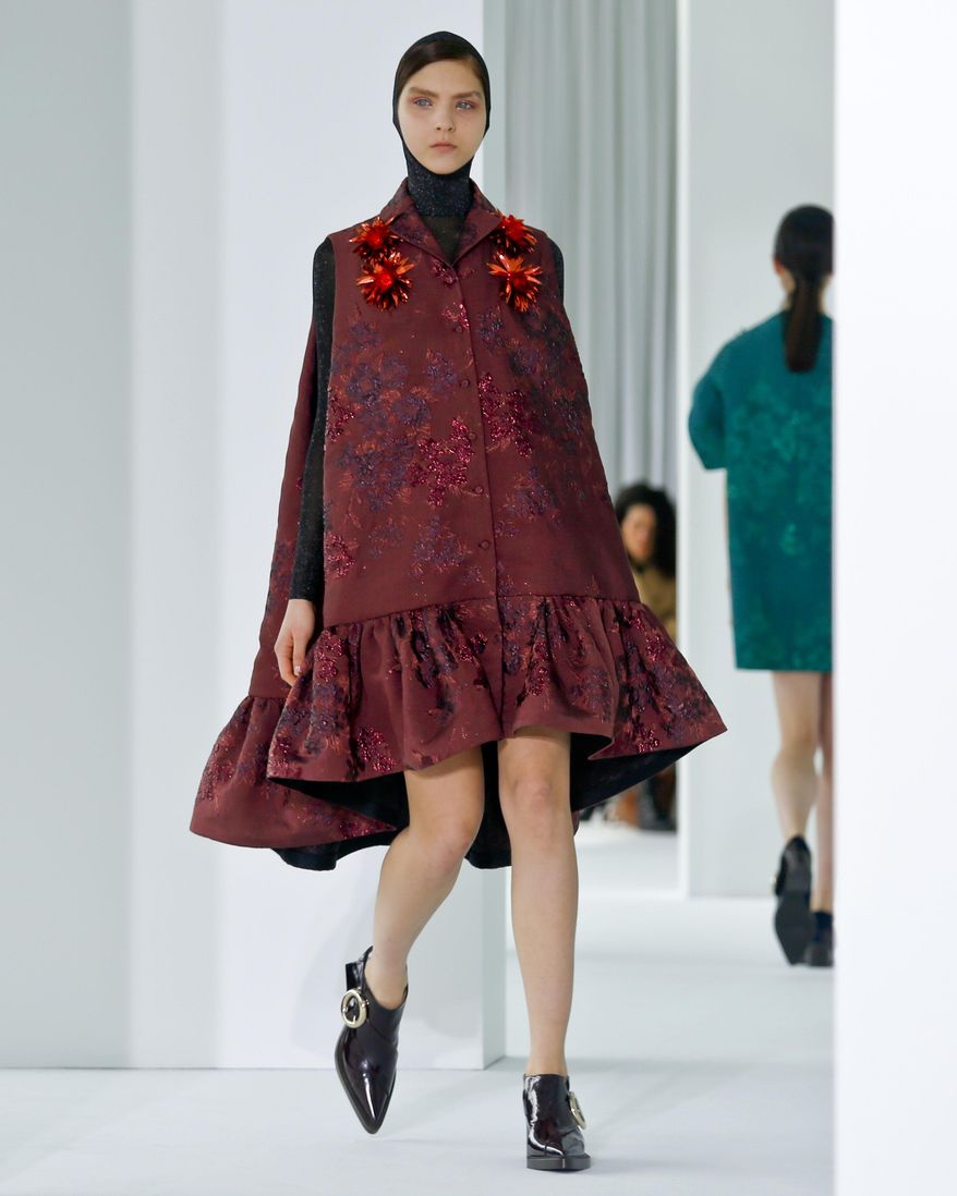 The Delpozo collection is modeled during Fashion Week, Wednesday, Feb. 15, 2017, in New York. (AP Photo/Bebeto Matthews)