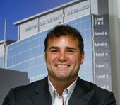 lindros_auction__hockey_07220.jpg