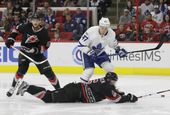 maple_leafs_hurricanes_hockey_89546.jpg