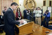 kansas_budget-taxes_44027.jpg