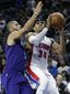 hornets_pistons_basketball_19843.jpg