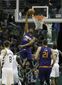 suns_bucks_basketball_80407.jpg