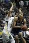 connecticut_south_florida_basketball_14222.jpg