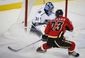kings_flames_hockey_61370.jpg