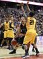 bwest_hawaii_long_beach_st_basketball_43526.jpg
