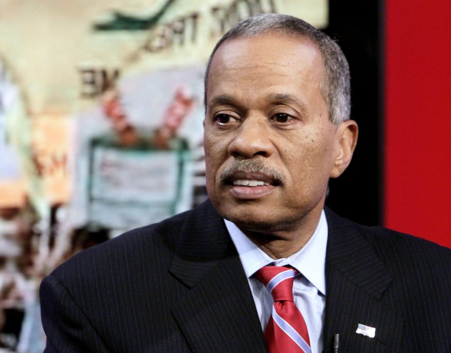 Juan Williams appears on the "Fox & Friends" television program in New York, Oct. 21, 2010. (AP Photo/Richard Drew) ** FILE **
