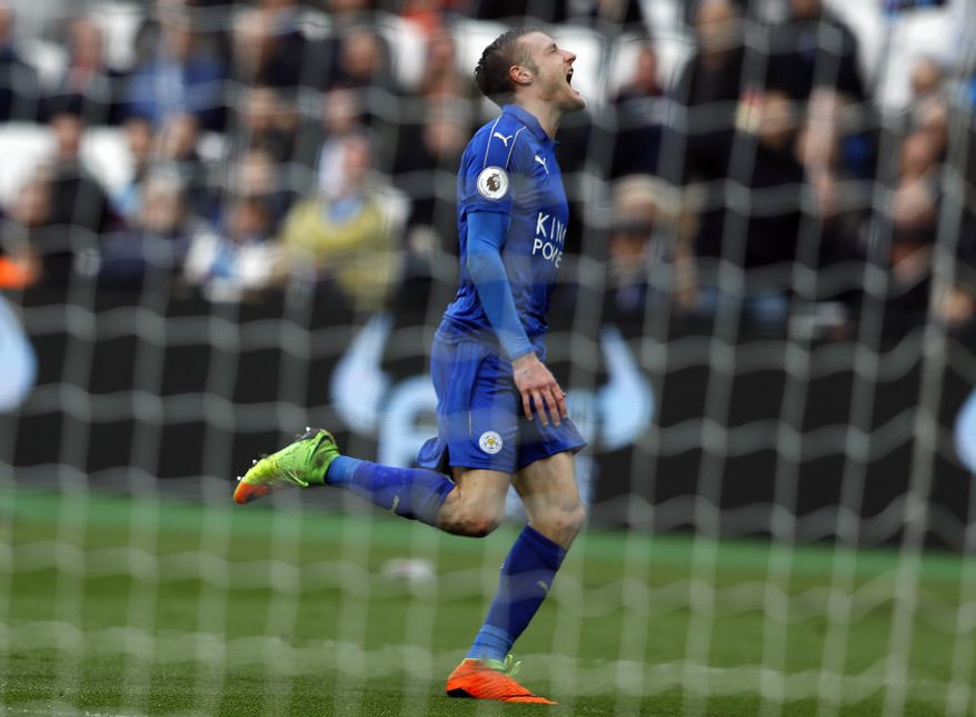 Leicester's Jamie Vardy reacts after he failed to score during the English Premier League soccer match between West Ham and Leicester City at London Stadium in London, Saturday, March 18, 2017. (AP Photo/Frank Augstein)