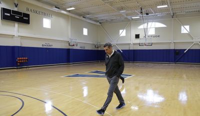 Villanova coach Jay Wright walks to a media availability at the NCAA college basketball team&#39;s practice facility, Monday, March 20, 2017, in Villanova, Pa. (AP Photo/Matt Slocum)