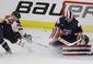 canada_us_womens_hockey_65835.jpg