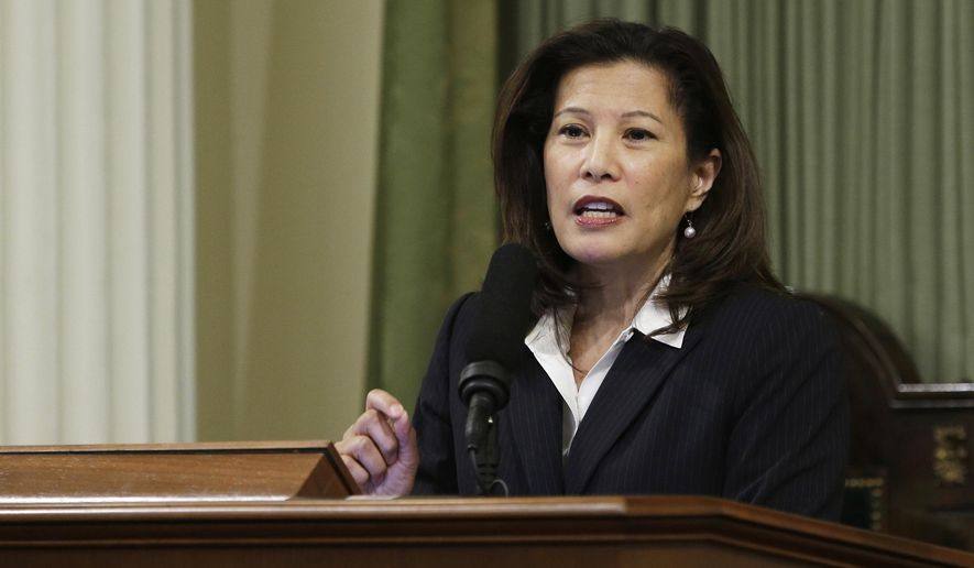 File - In this March 23, 2015, file photo, California Supreme Court Chief Justice Tani G. Cantil-Sakauye delivers her annual State of the Judiciary address before a joint session of the Legislature at the Capitol in Sacramento, Calif. Attorney General Jeff Sessions and Homeland Security Secretary John Kelly are defending federal agents who make immigration arrests at courthouses after California's top judge asked them to stop. The officials sent a letter this week to Chief Justice Cantil-Sakauye saying state and local policies that bar police from turning over suspects for deportation have compelled federal agents to make arrests at courthouses and other public places. (AP Photo/Rich Pedroncelli, File)
