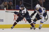 blues_avalanche_hockey_03716.jpg