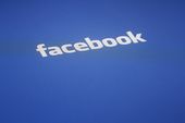 facebook_shooting-glance_13643.jpg