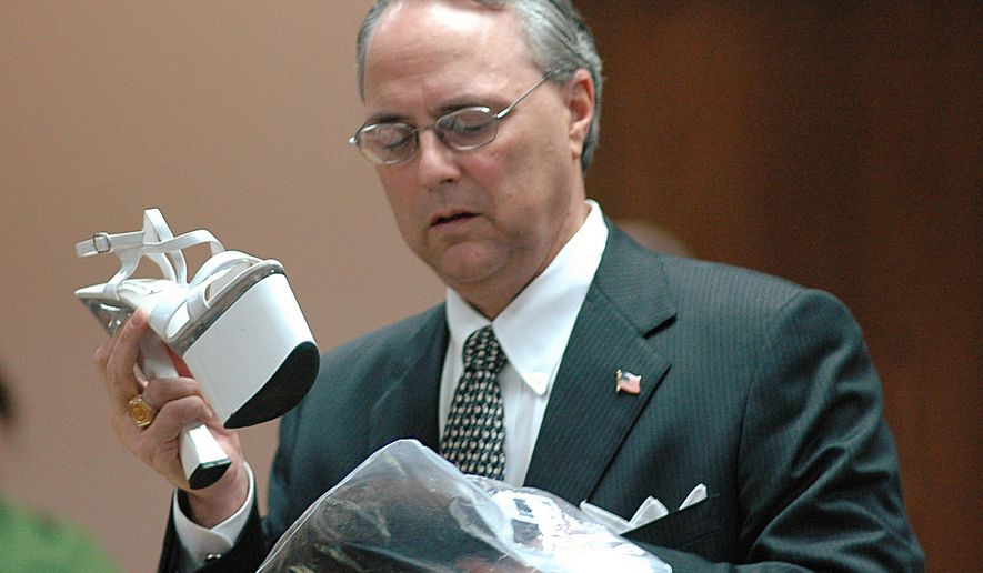 FILE - In this April 18, 2007, file photo, defense attorney Steve Farese Sr., speaks in Selmer, Tenn., in the trial of Mary Winkler, who was eventually convicted of voluntary manslaughter in the March 2006 shooting death of her preacher husband, Matthew Winkler. Farese is being criticized for telling a Tennessee jury that women are “especially good” at lying “because they’re the weaker sex.” The Memphis Commercial Appeal reports Farese made the comments during closing arguments of the trial of Mark Giannini, a wealthy businessman accused of raping a woman. Farese maintains that the sex was consensual. He told the Commercial Appeal that his job “is not to care if anybody gets offended." (AP Photo/Russell Ingle, File)
