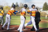 rainier_beach_baseball_team_64976.jpg