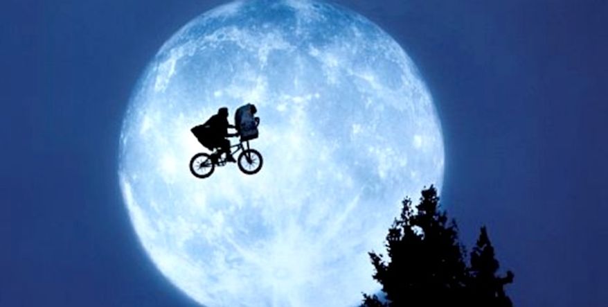 Henry Thomas stars as Elliott in 1982's "E.T. the Extra-Terrestrial," by director Steven Spielberg. (E.T. the Extra-Terrestrial promotional image, Universal Pictures) ** FILE **