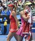 bouchard_sharapova_tennis_22602.jpg
