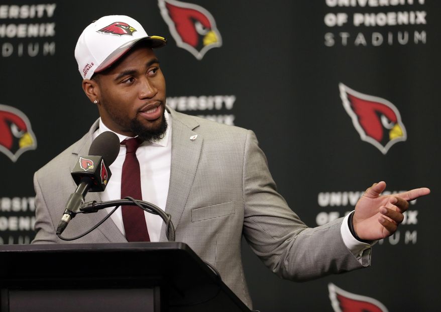 Arizona Cardinals&#x27; first-round draft pick Haason Reddick speaks after being introduced at the teams&#x27; training facility, Friday, April 28, 2017, in Tempe, Ariz. (AP Photo/Matt York)