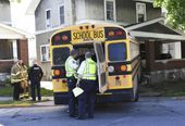 school_bus_house_02218.jpg
