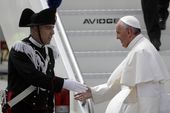 italy_portugal_pope_68352.jpg