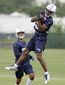 titans_rookie_camp_football_95637.jpg