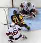 senators_penguins_hockey_78795.jpg