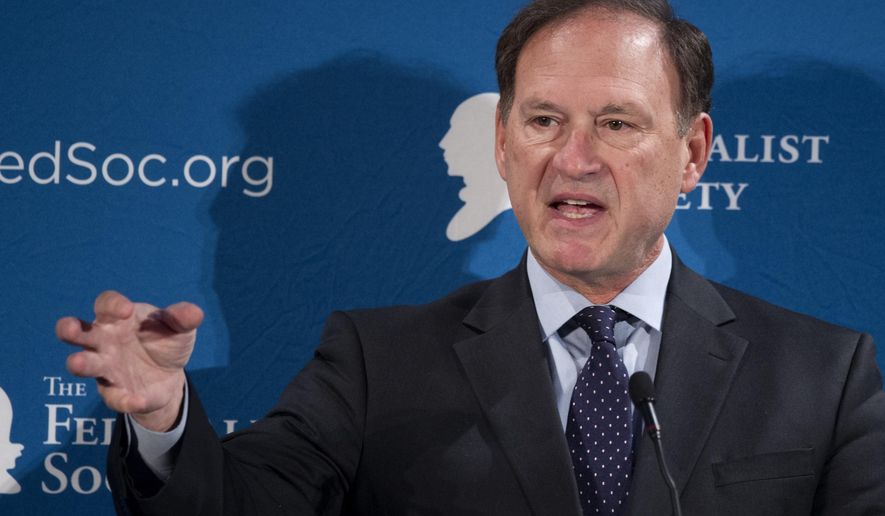 FILE -In this Nov. 17, 2016 file photo, Supreme Court Justice Samuel Alito speaks at the Federalist Society&#39;s National Lawyers Convention in Washington. Alito is giving the graduation address at a historic Roman Catholic seminary near Philadelphia. Alito will also be awarded an honorary degree during Wednesday&#39;s ceremony, May 17, 2017, at the Saint Charles Borromeo Seminary near Wynnewood. (AP Photo/Cliff Owen, File)