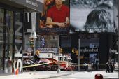 times_square_crash_25422.jpg