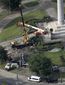 confedrate_statues_new_orleans_08793.jpg