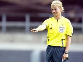 soccer_germany_woman_referee_83807.jpg