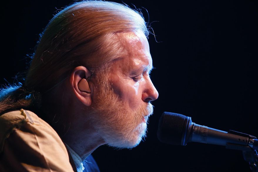 In this May 6, 2016 photo, Greg Allman performs at the Joint at the Hard Rock Hotel and Casino in Catoosa, Oka. On Saturday, May 27, 2017, a publicist said the musician, the singer for The Allman Brothers Band, has died. (Tom Gilbert/Tulsa World via AP)