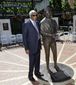 robinson_statue_baseball_60102.jpg