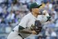 leading_off_baseball_54726.jpg