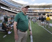 baylor_trainer-retires_football_02594.jpg