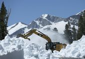 california_still_plowing_snow_01552.jpg