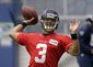 seahawks_camp_football_91357.jpg