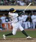 yankees_athletics_baseball_23200.jpg