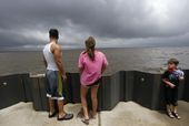 tropical_weather_88514.jpg